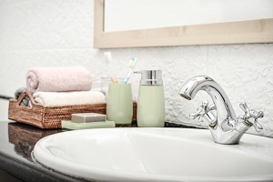 Installing-Bathroom-Faucet-Puyallup-WA